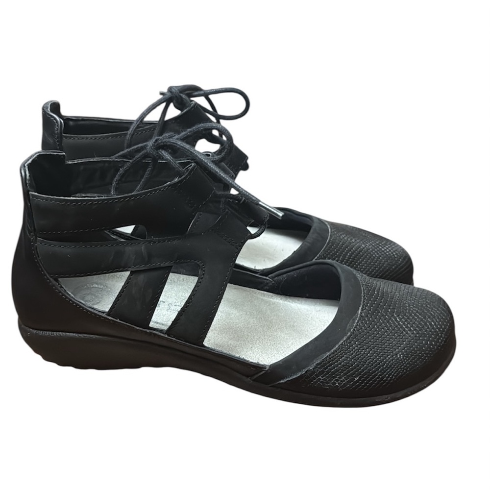 NAOT WOMENS Sz 8 FLATS BALLERINAS LACE UP LEATHER SHOES BLACK COLOR